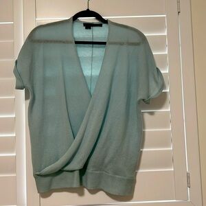 360 Cashmere crossover cashmere sweater in baby blue-size large